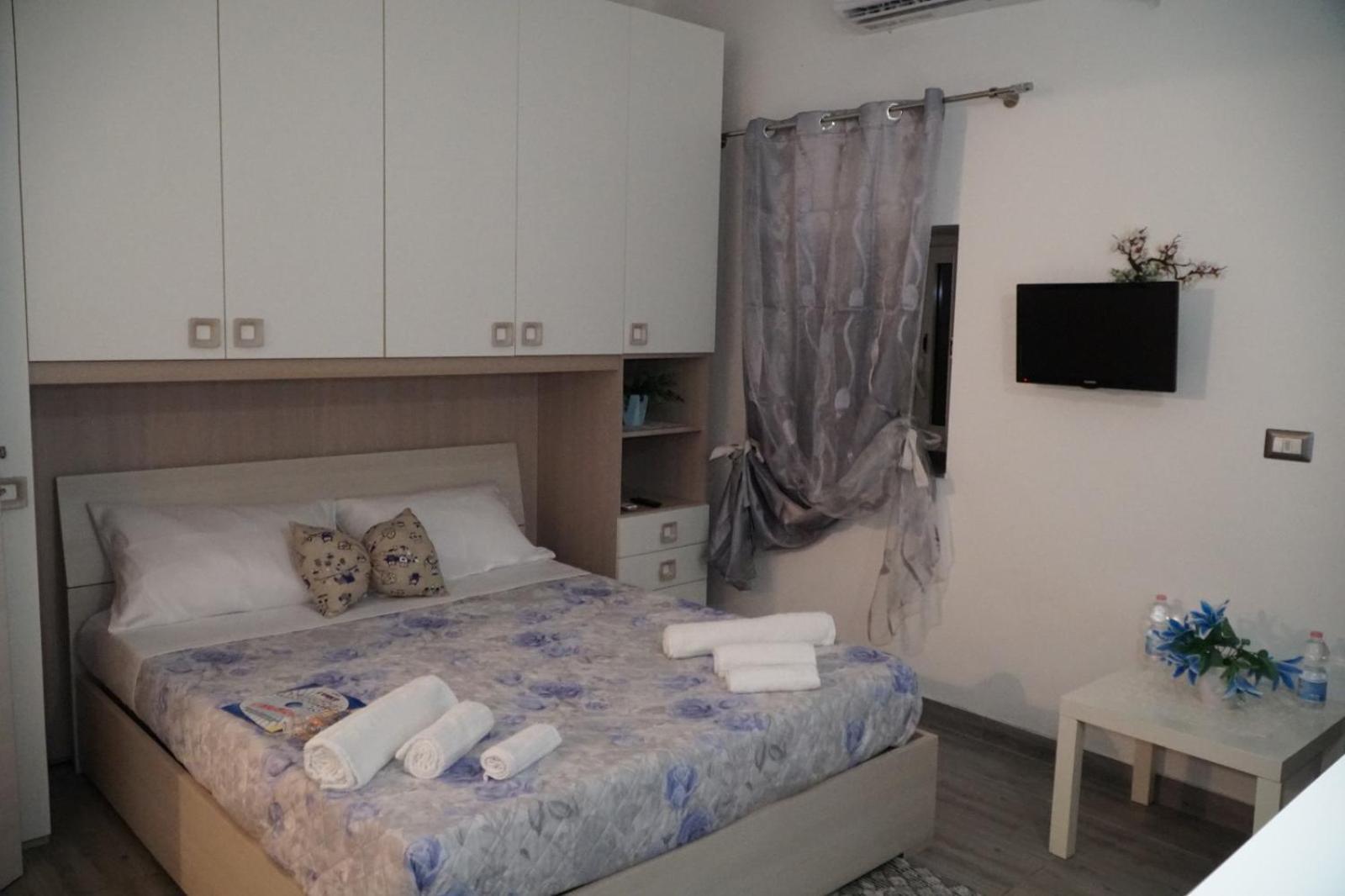 קטאניה B&B Porta Garibaldi חדר תמונה